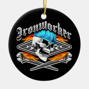 Den Ironworkerskallen och potatisen rycker häftig Julgransprydnad Keramik