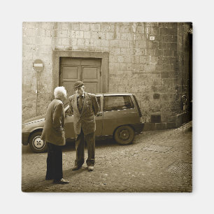 Den italienska gataplatsen i sepia kvadrerar magnet