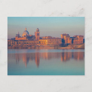 Den italienska staden Mantua skyline Vykort