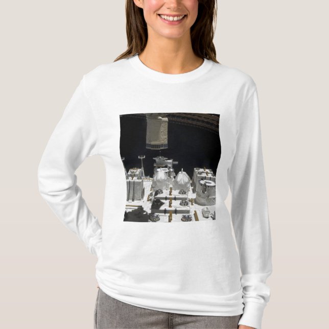 Den japanska försöksmodulen Exposed Facility Tee Shirt (Framsida)