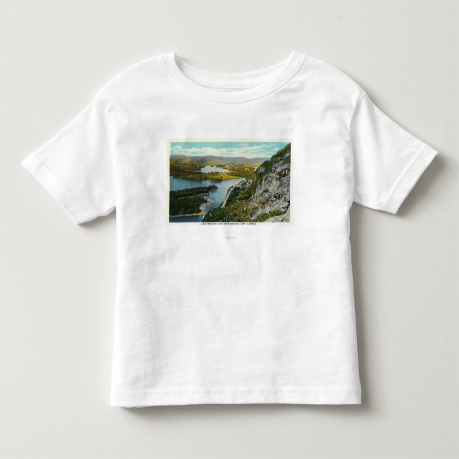 Den jungfru- klippan beskådar av sjön Megunticook Tee (Framsida)