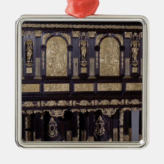 Den kabinett Medicien, franskt, c.1630 Julgransprydnad Metall (Framsidan)