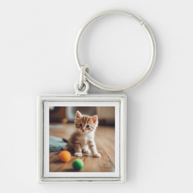 den kärleksfulla katten fyrkantig silverfärgad nyckelring (Framsidan)