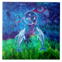 Den keramiska delfinblicken belägger med tegel