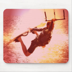 Den Kitesurfing hastigt greppmusen vadderar Musmatta