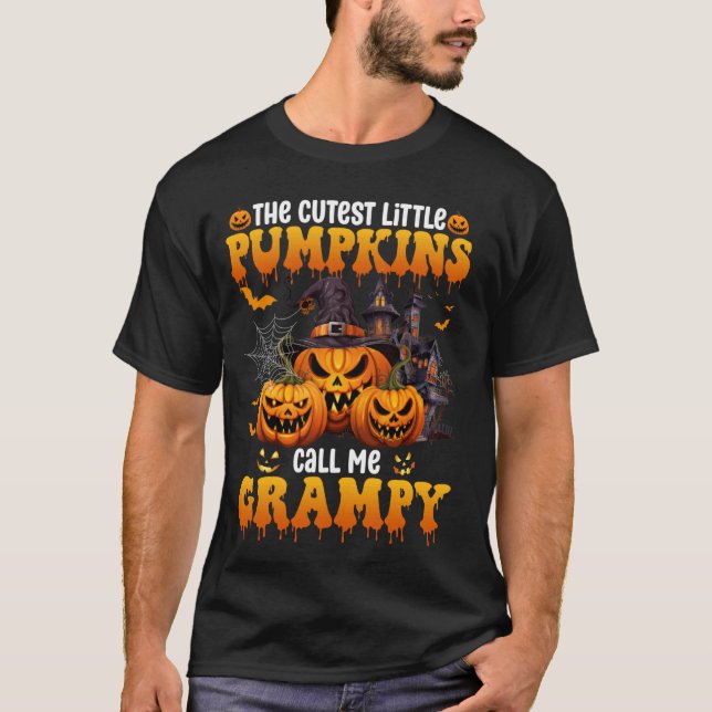 Den kutaste lilla pumpkins kallar mig Grampy Hallo T Shirt (Framsida)