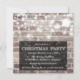 Den lantliga tegelstenväggjulen festar glänsande inbjudningar