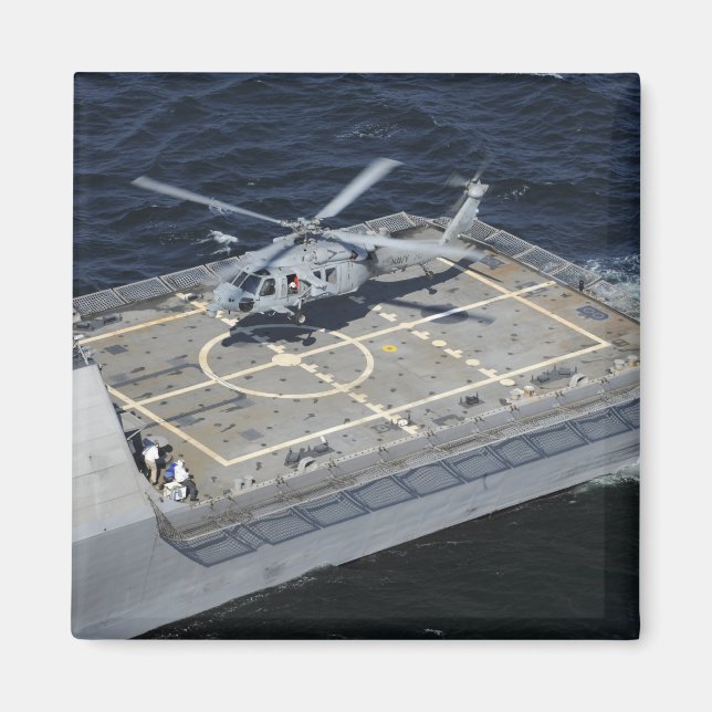 Den lilla frakten USS Freedom Magnet (Framsidan)