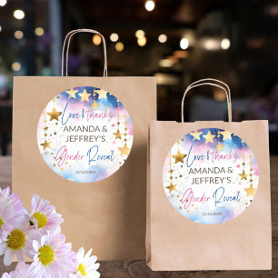 Den lilla genderna med dubbla kärnor ger en fördel runt klistermärke