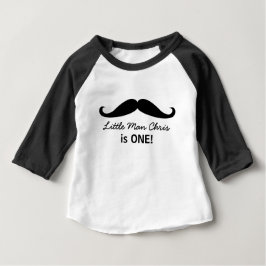 Den lilla mannen är en, Mustache med Namn T-shirt