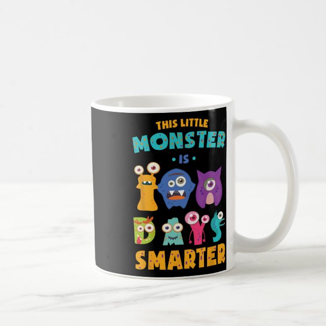 Den lilla monstern är 100 dagar Smarter School Kid Kaffemugg (Höger)