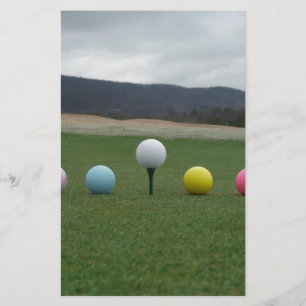 Den ljusa färgaden Golf Bollar på ett berg Brevpapper