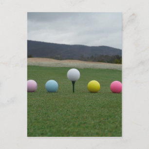 Den ljusa färgaden Golf Bollar på ett berg Vykort