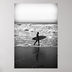 Den Lone surfaren och havet Poster