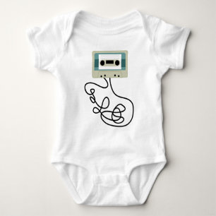Den lösa kassetten tejpar kretsar t-shirt