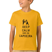 Den lugnaa behållan och gör Capoeira