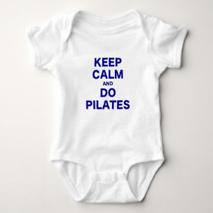 Den lugnaa behållan och gör Pilates Tee Shirt