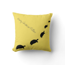 Den lyckliga sköldpaddadekorativ kudde/dämpar