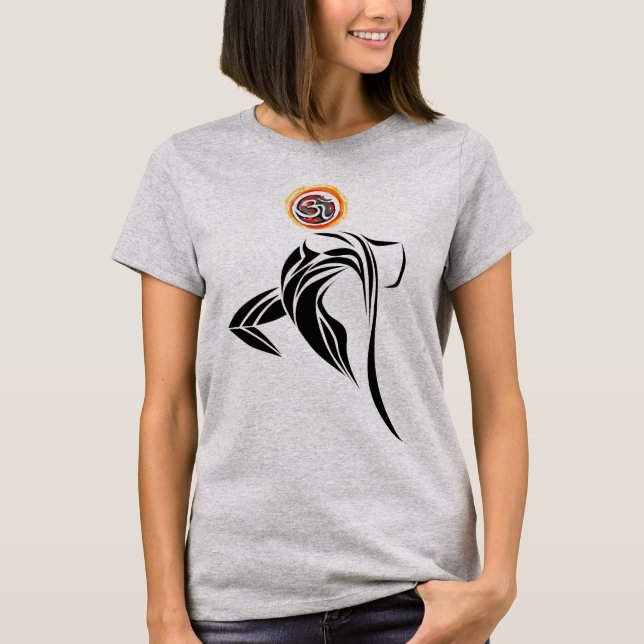 Den lycksaliga Omen låter T Shirt (Framsida)