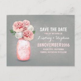 Den målade mason-blomman burk och rosa sparar datu meddelande vykort