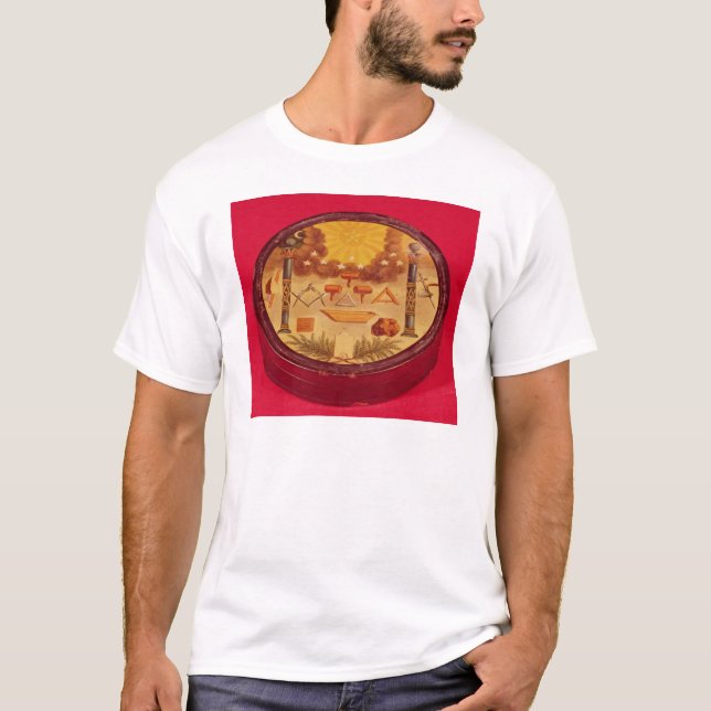Den målade ovalen boxas, med symboler av t shirt (Framsida)
