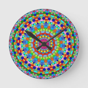 Den mångfärgade målat glasskaleidoscopen tar ti rund klocka