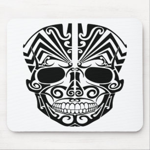 Den Maori tatueringen maskerar skallen Musmatta