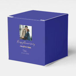 Den moderna boho lycklig-årsdagen lägger till namn presentaskar