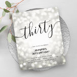 Den moderna BUDGETEN Silver Ljus 30års födelsedag Flygblad<br><div class="desc">Skriptinbjudan till elegant Glam Silver Ljus med 30års födelsedag med mousserande guld ljus och modernt typografiskt skript.</div>