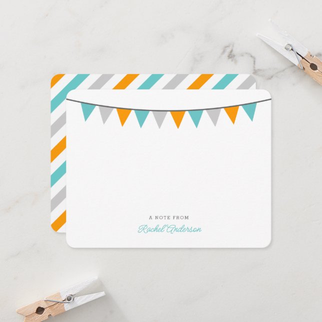 Den moderna BuntingMonogramlägenheten noterar kort (Fram/Back In Situ)