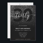 Den moderna Eleganten Svarta Glitter 30års födelse Inbjudningar<br><div class="desc">Modern Elegant Black Glitter 30års födelsedag-inbjudan. Mall för minimalistisk inbjudan till 30års födelsedag med elegant-kalligrafi-handskrivet skriptteckensnitt.</div>
