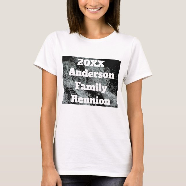 Den moderna familjeåterföreningen Black White Fall T Shirt (Framsida)