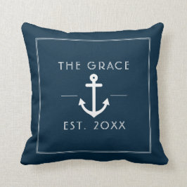 Den moderna flottan av klassiska båtar i Namn Kudde