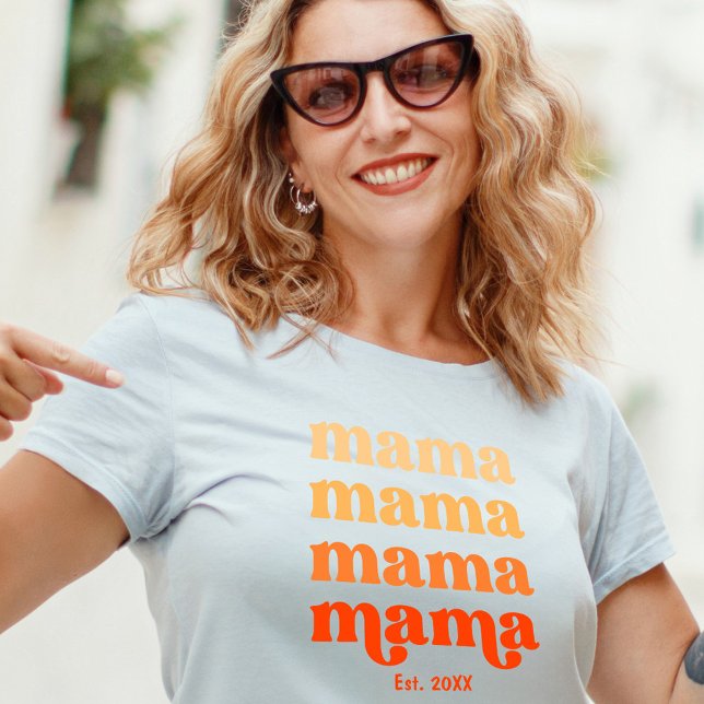 Den moderna Mamman i första Mors dag-Eleganten T Shirt (First Mother's Day Elegant Modern Mama T-Shirt)