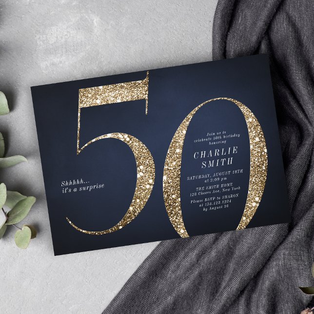 Den moderna minimalistiska marinen guld glitter 50 inbjudningar (Modern minimalist navy gold glitter 50th birthday invitation)