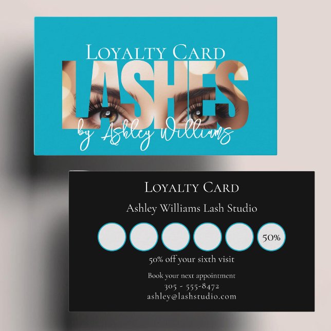 Den moderna typografin "LASHES by"-konstnär Lojalitetskort (Skapare uppladdad)