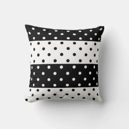 Den monokromma polka dots kudder kudde