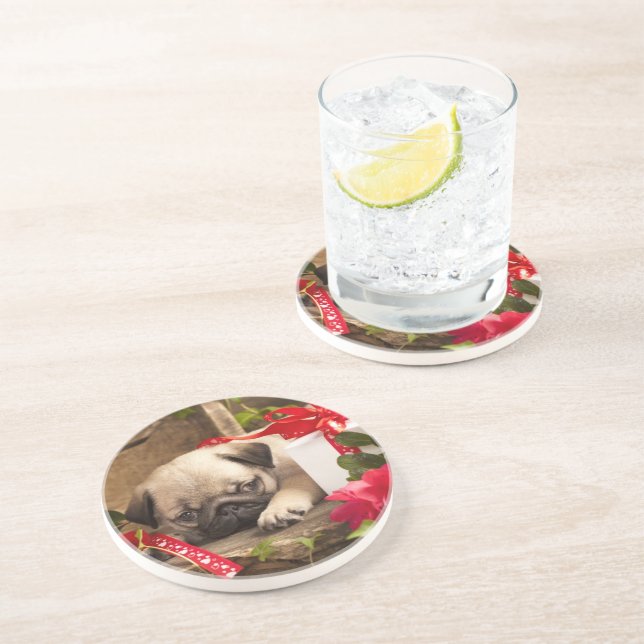 Den mopsvalpen och gåvan boxas underlägg sandsten (Sidan)