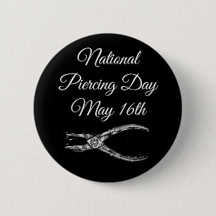 Den nationella Piercingen Dag 16 maj - knapp för ä