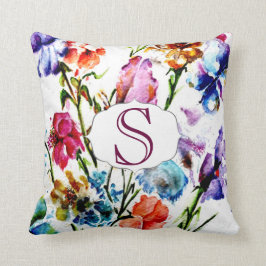 Den nyckfulla vattenfärgen blommar med monogramen kudde