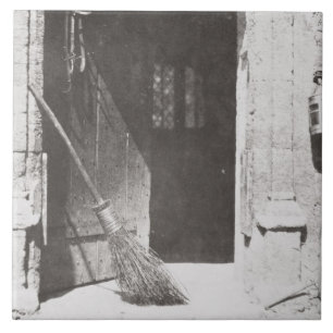 Den öppna dörren, mars, 1843 (b-/wfotoet) kakelplatta