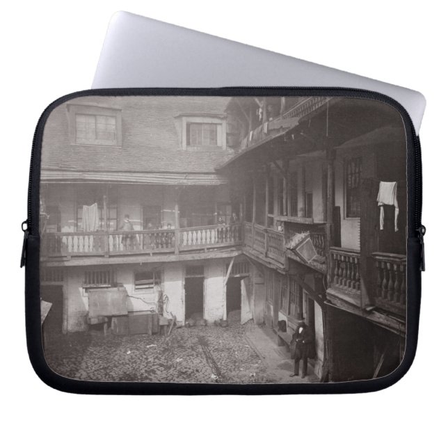 Den Oxford ärmar i den Warwick lanen, 1875, från Laptop Sleeve (Framsidan)