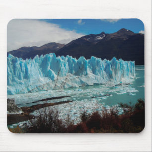 Den Perito Moreno glaciären beklär i Andesna Musmatta