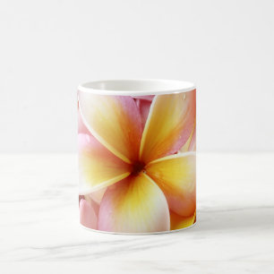 Den PlumeriaFrangipaniHawaii blomman blommar Kaffemugg