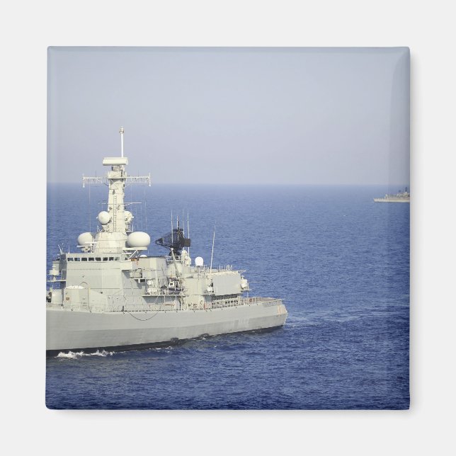 Den portugisiska marinfregaten NRP Bartolomeu Dias Magnet (Framsidan)