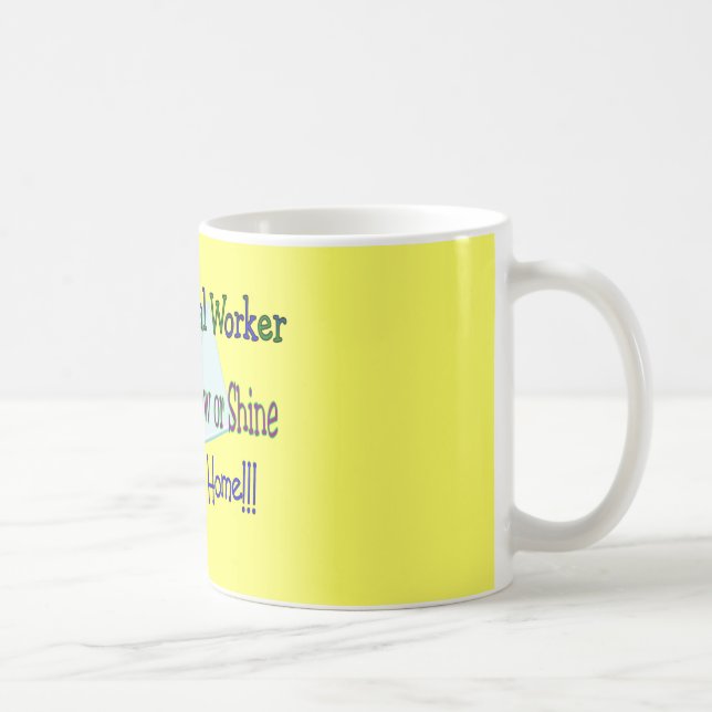 Den post- arbetaren regnar regnar snöslask snö kaffemugg (Höger)