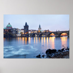 Den Prague flodskymningen beskådar souvenirfotoet Poster