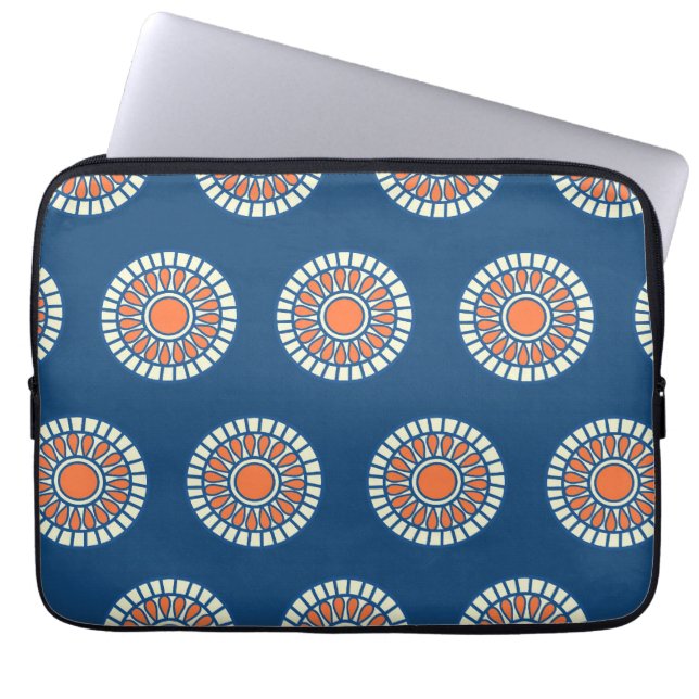 Den Preppy arabesquepolkaen pricker pricker det Laptop Sleeve (Framsidan)