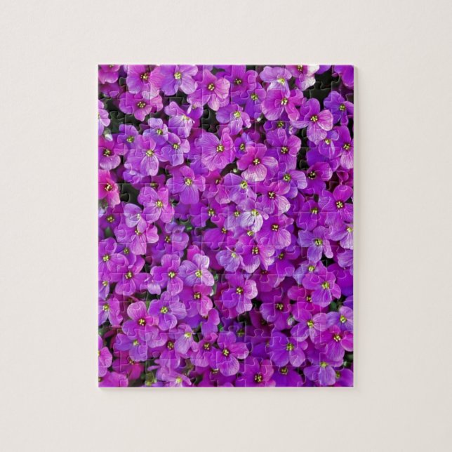 Den purpurfärgade violeten blommar bakgrund pussel (Vertikal)