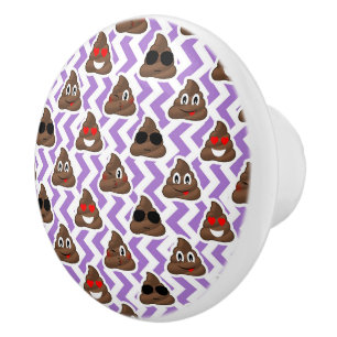 Den purpurfärgade zigen Zagged det PoopEmoji Knopp